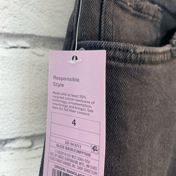 Wild Fable Super High Rise Tapered Black Jeans size 4 NWT - Picture 7 of 9